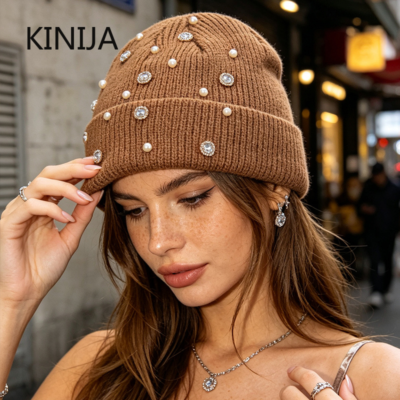 قبعة شتوية محبوكة مزينة باللؤل - مراجعة Beanie Cuffed Knit وسعره