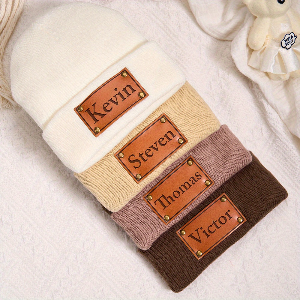 قبعة شتوية محبوكة مخصصة مع رقع - مراجعة Beanie Cuffed Knit وسعره